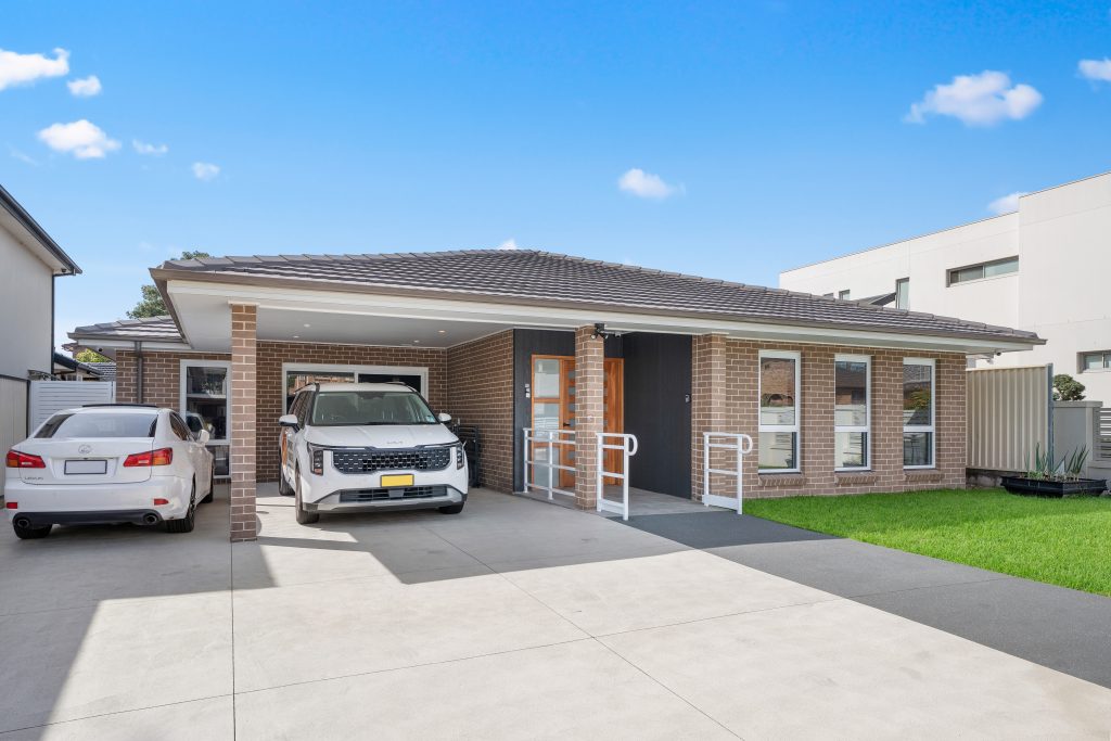 Cabramatta West Home — photo 1