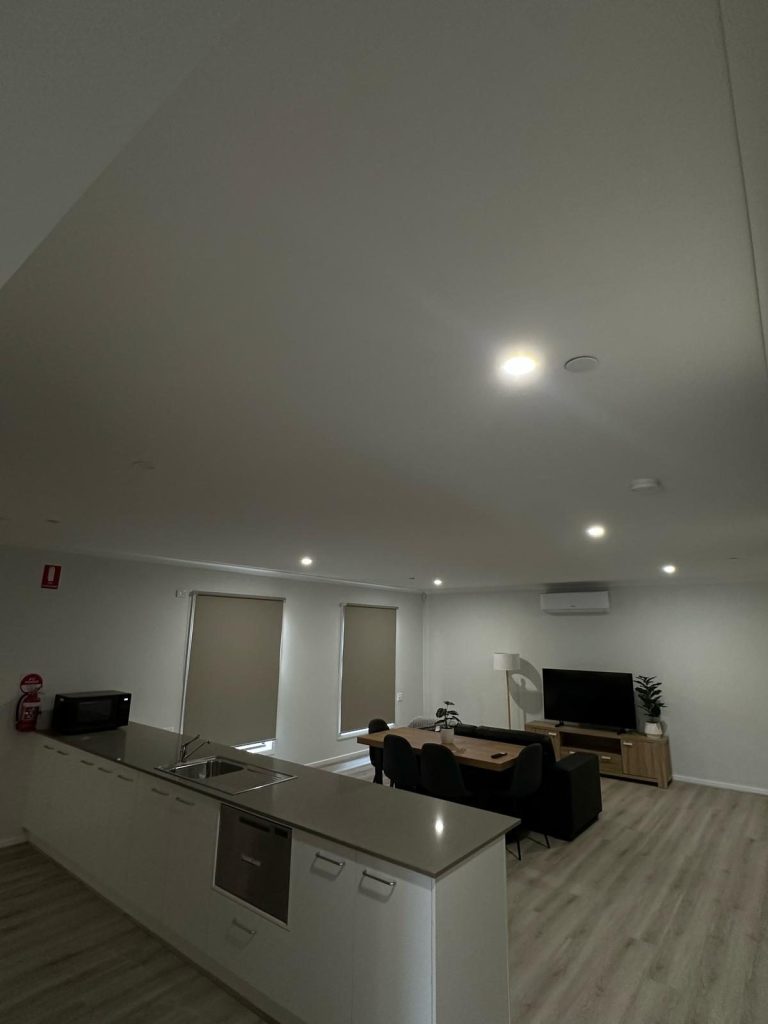 Melton South SDA Home, photo 2