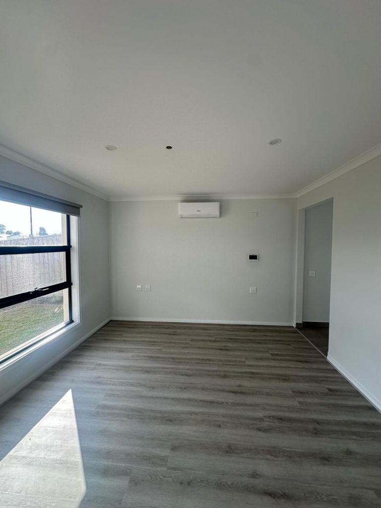 Melton South SDA Home, photo 8