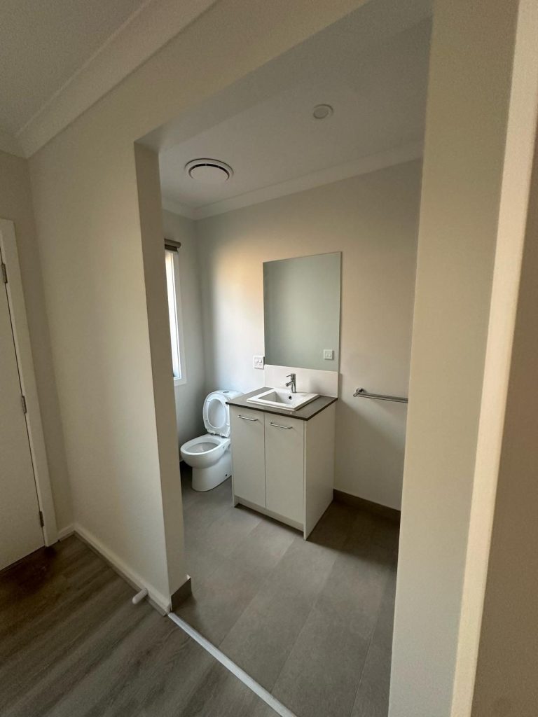 Melton South SDA Home, photo 18